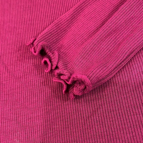 FREE PEOPLE Ruffle Shoulder long sleeved top FUCHSIA XS - Picture 3 of 11